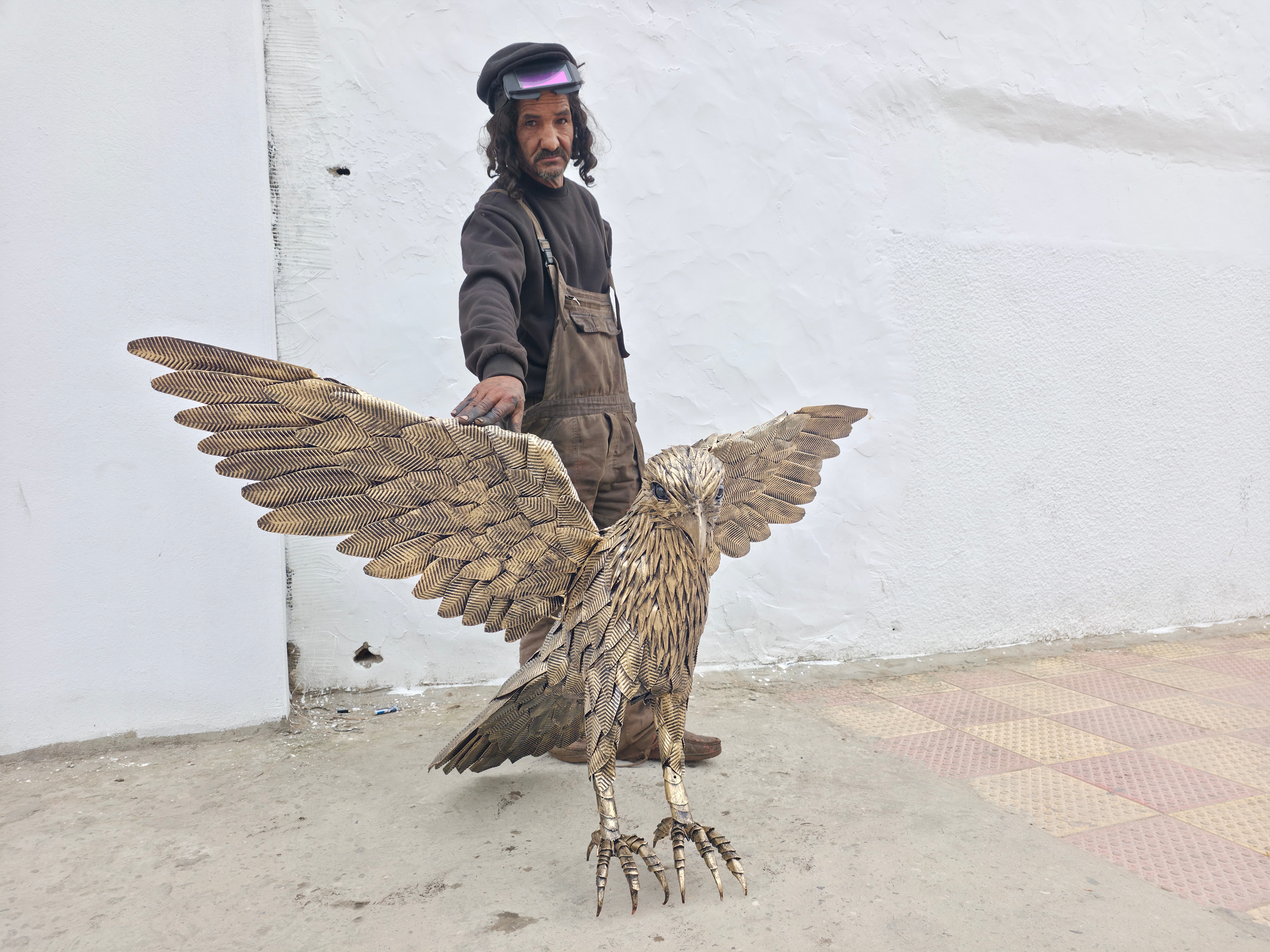 Artigiano AKLAM con aquila dorata